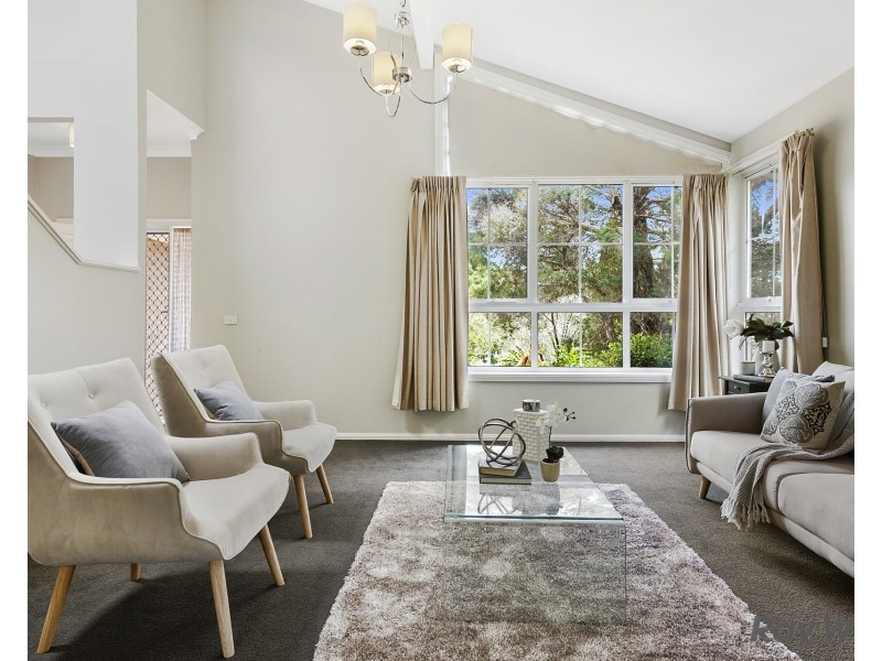 48 Oakhill Drive, Castle Hill NSW 2154