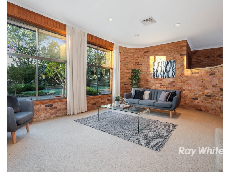 39 Drayton Avenue, Castle Hill NSW 2154