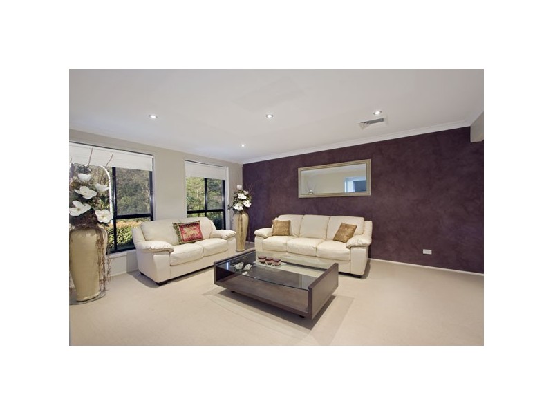 2 Balfour Avenue, Beaumont Hills NSW 2155