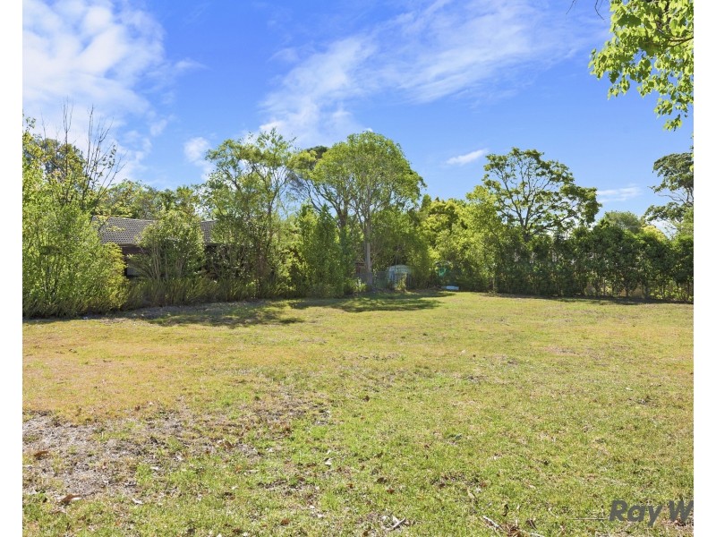 8 Barrawarn Place, Castle Hill NSW 2154