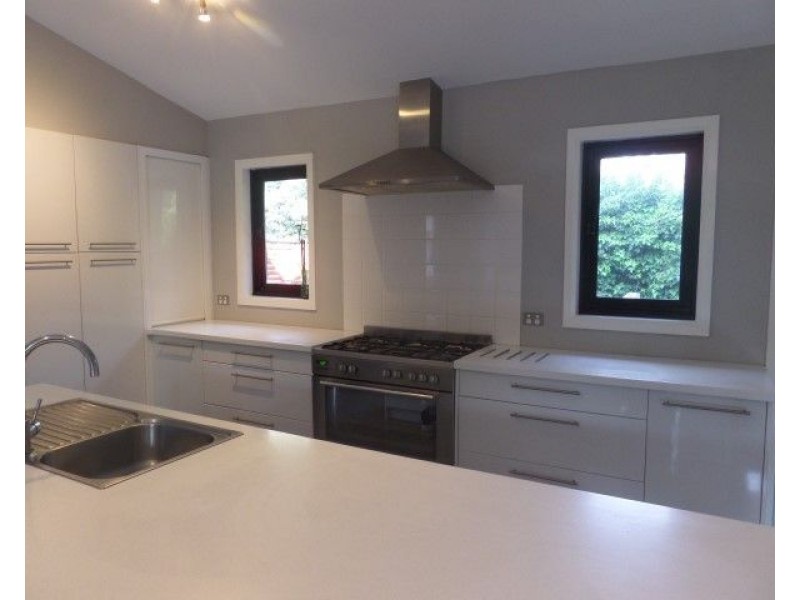 19 Knightsbridge Place, Castle Hill NSW 2154