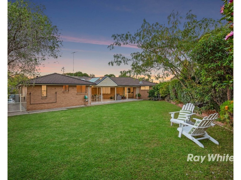 16 Chiltern Crescent, Castle Hill NSW 2154