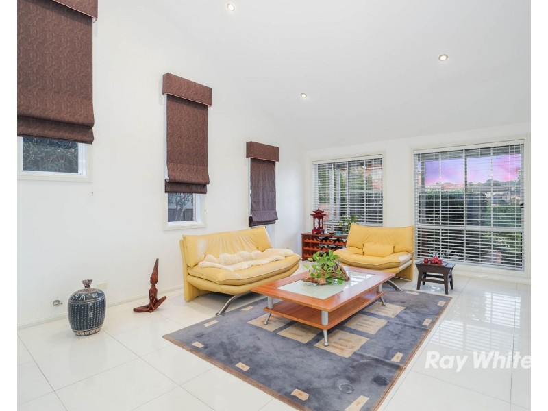 9 Brookfield Way, Castle Hill NSW 2154