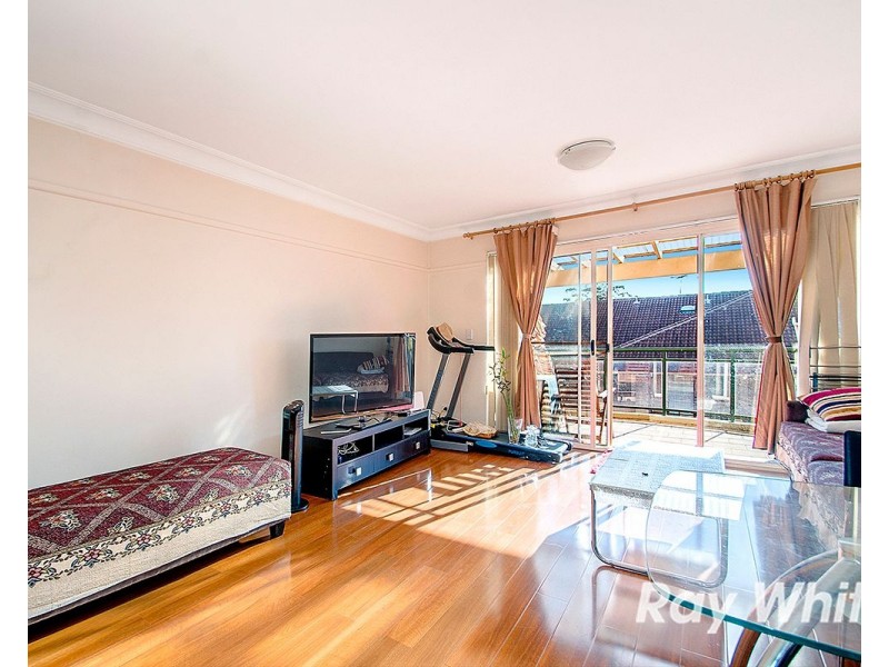 18/1 Cheriton Avenue, Castle Hill NSW 2154