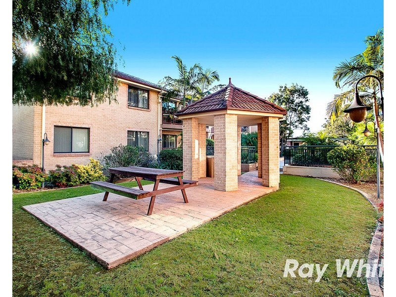 18/1 Cheriton Avenue, Castle Hill NSW 2154