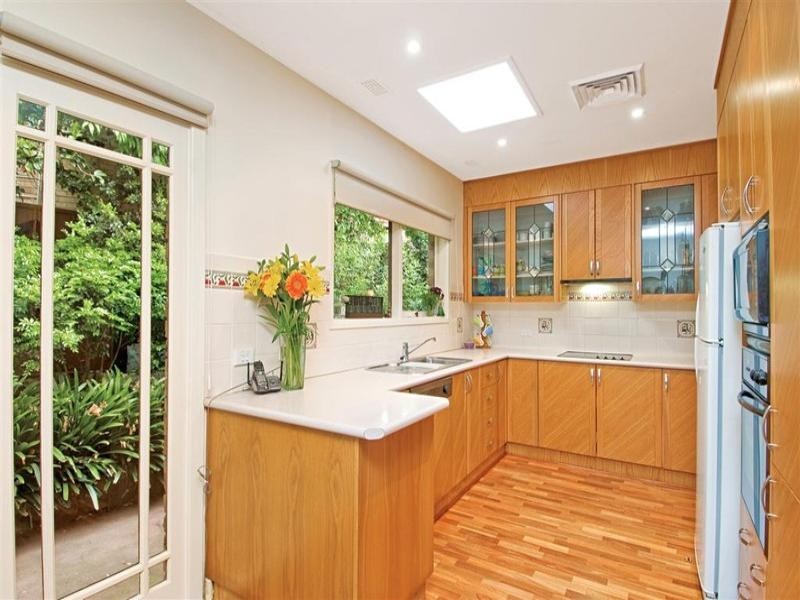 15 Chadworth Place, Baulkham Hills NSW 2153