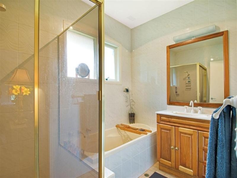 15 Chadworth Place, Baulkham Hills NSW 2153