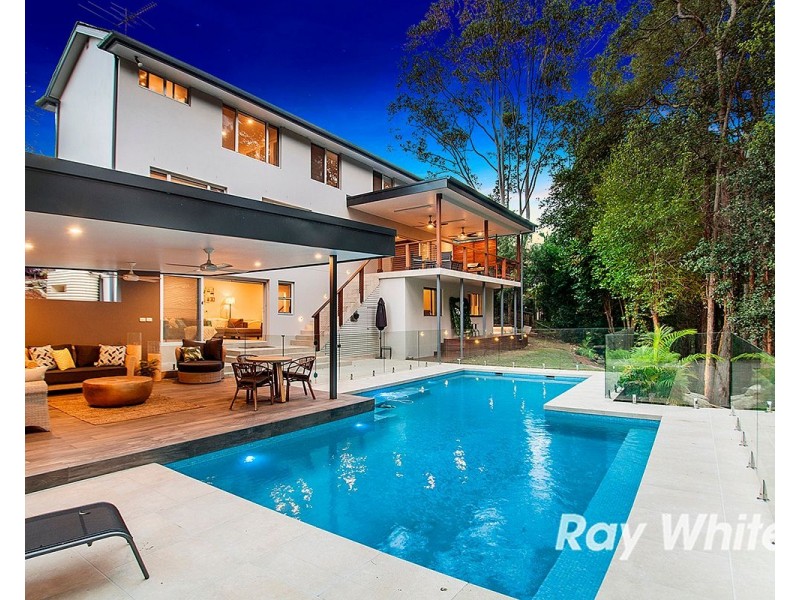 8 Ferngreen Way, Castle Hill NSW 2154