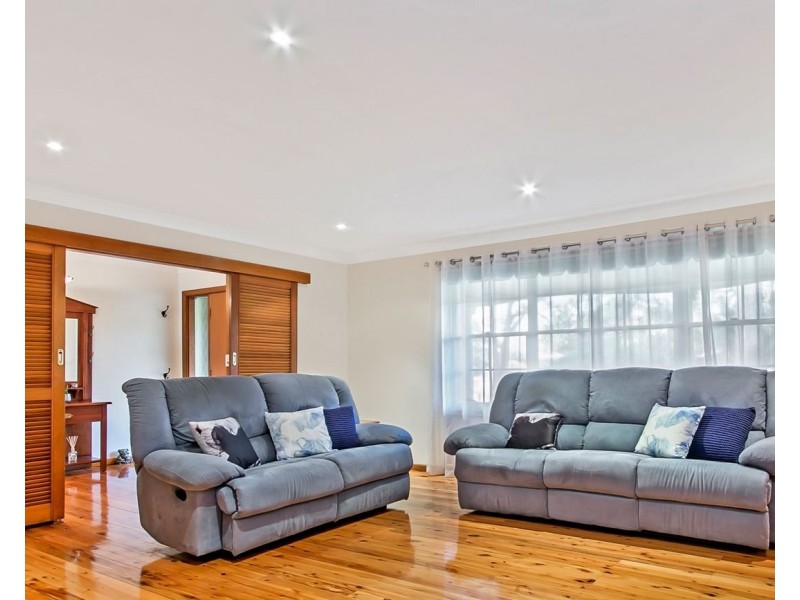 14 Wiseman Road, Castle Hill NSW 2154