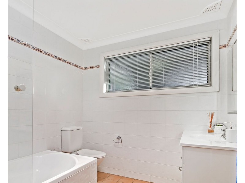 14 Wiseman Road, Castle Hill NSW 2154