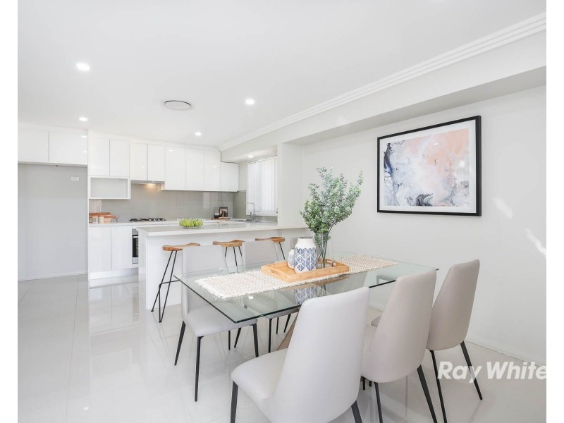 15 Corio Drive, St Clair NSW 2759