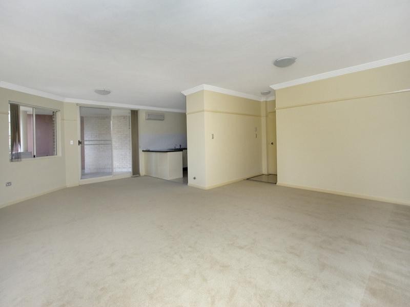 10/81-87 Cecil Avenue, Castle Hill NSW 2154
