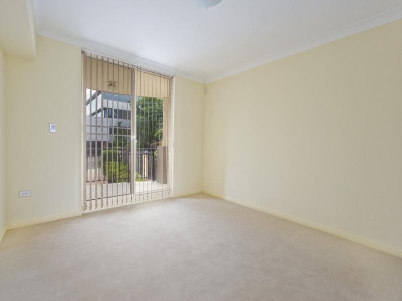 10/81-87 Cecil Avenue, Castle Hill NSW 2154