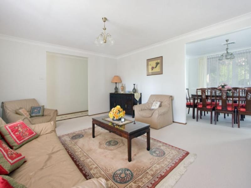 5 Castlewood Drive, Castle Hill NSW 2154