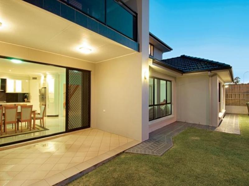 13 Observatory Rise, Bella Vista NSW 2153