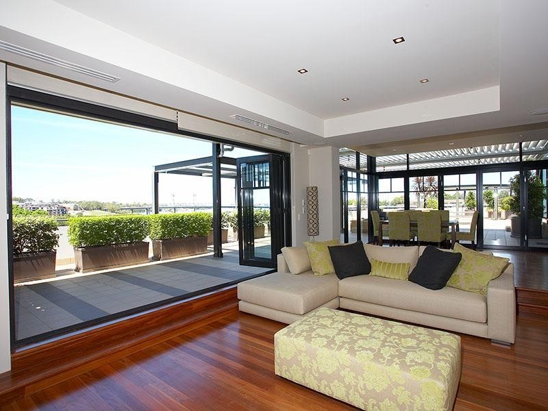 22/143 Bowden Street, Meadowbank NSW 2114