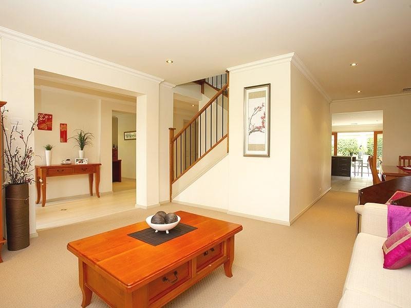 35 St Pauls Avenue, Castle Hill NSW 2154