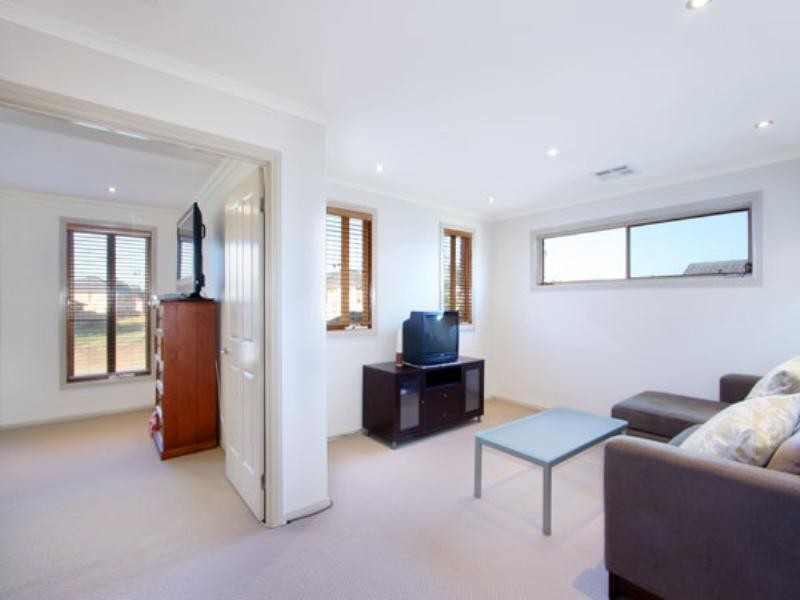 35 St Pauls Avenue, Castle Hill NSW 2154