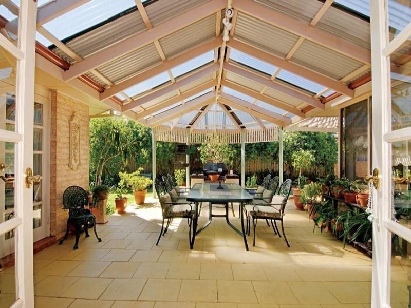 19 Coorumbene Court, Bella Vista NSW 2153