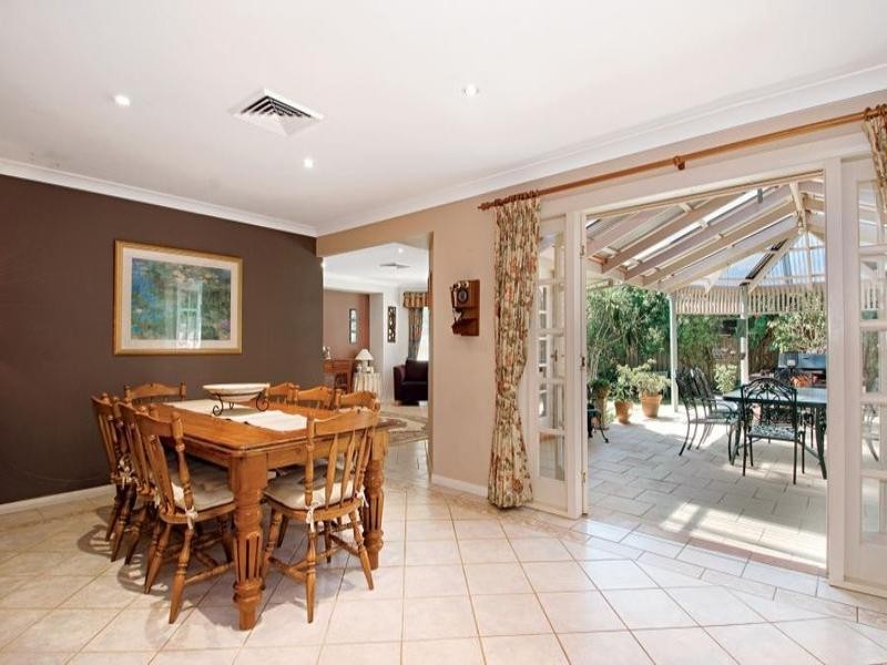 19 Coorumbene Court, Bella Vista NSW 2153