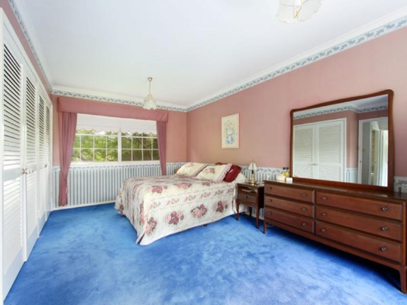 23 Garthowen Crescent, Castle Hill NSW 2154