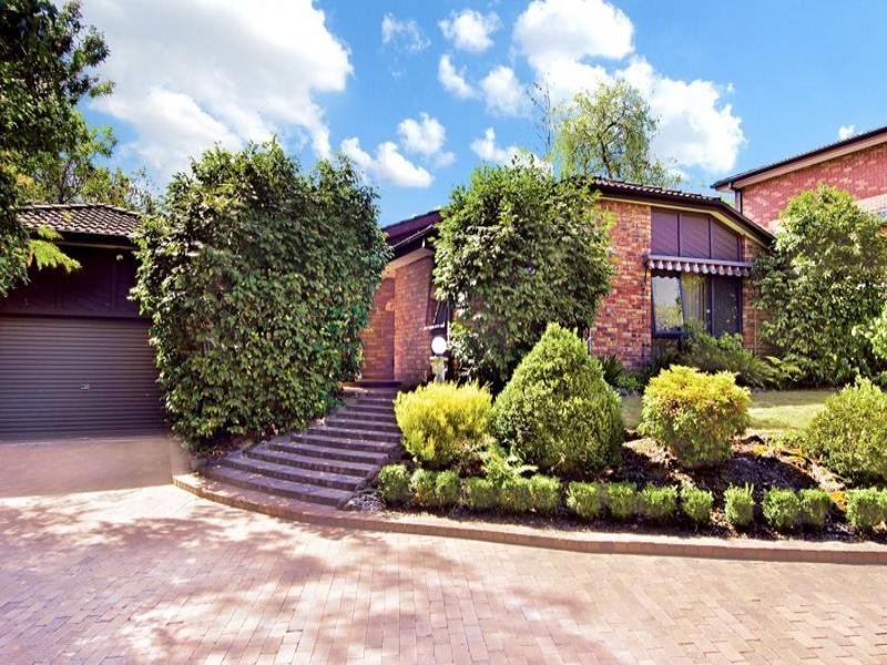 11 Glenwood Way, Castle Hill NSW 2154