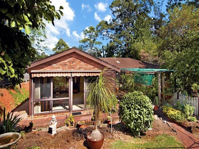 11 Glenwood Way, Castle Hill NSW 2154