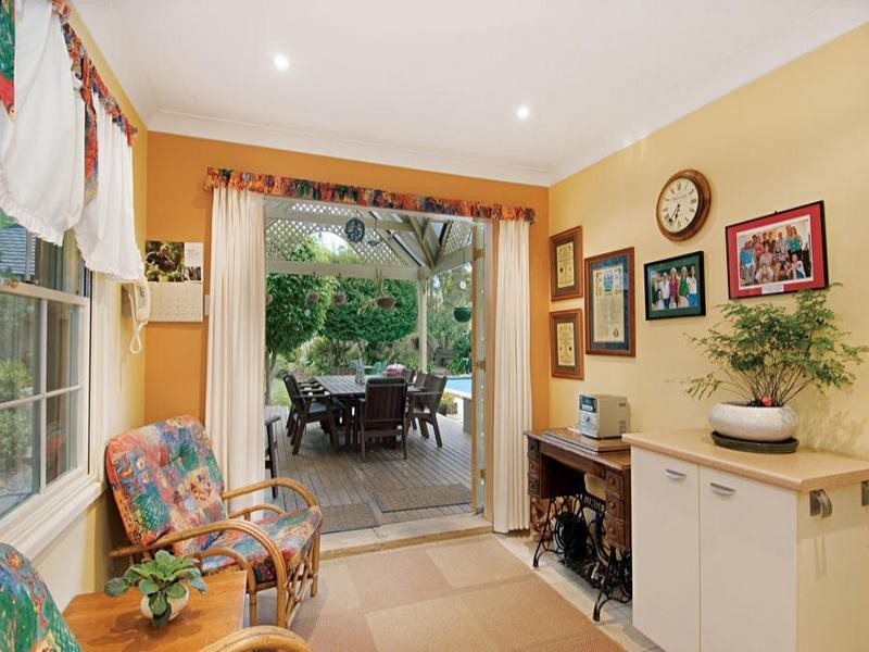 4 Kathleen Avenue, Castle Hill NSW 2154