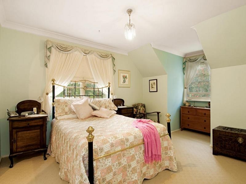 4 Kathleen Avenue, Castle Hill NSW 2154