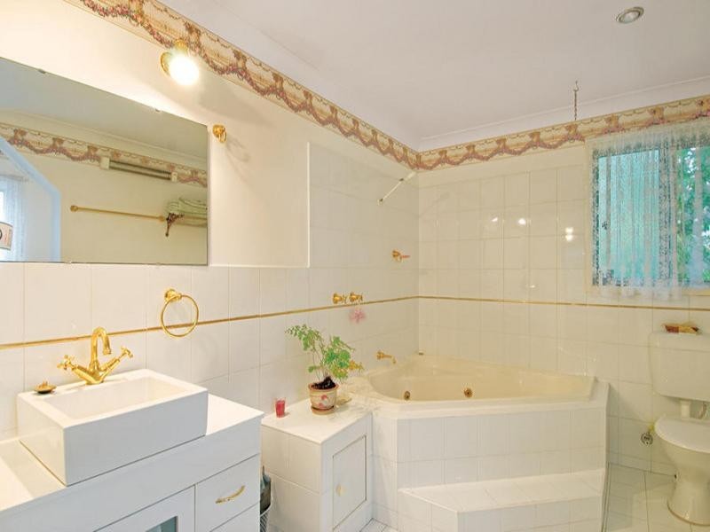 4 Kathleen Avenue, Castle Hill NSW 2154