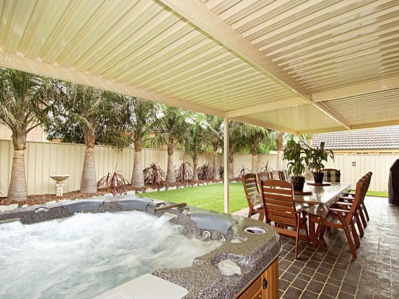 12 Hungerford Drive, Glenwood NSW 2768