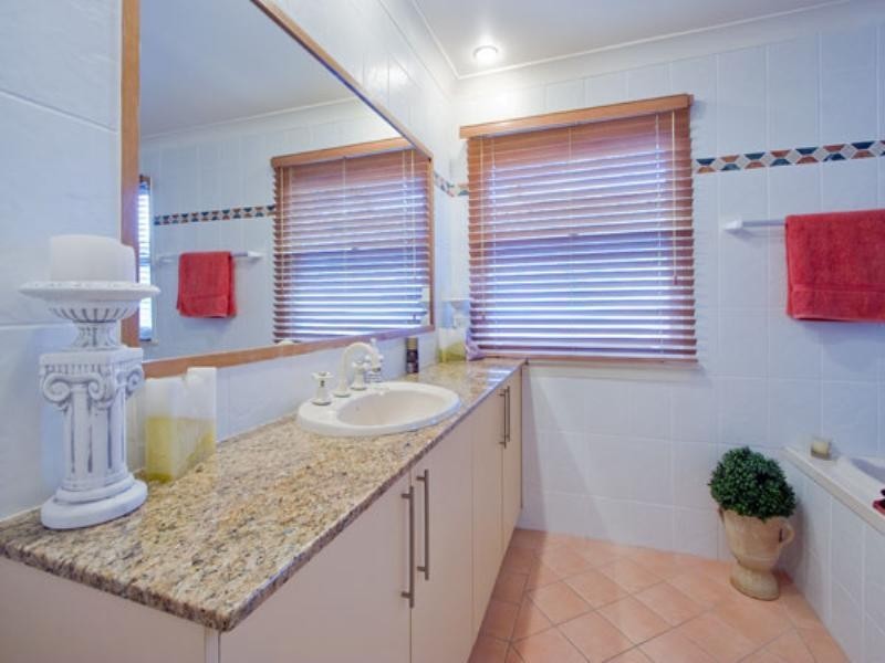 102 Acres Road, Kellyville NSW 2155