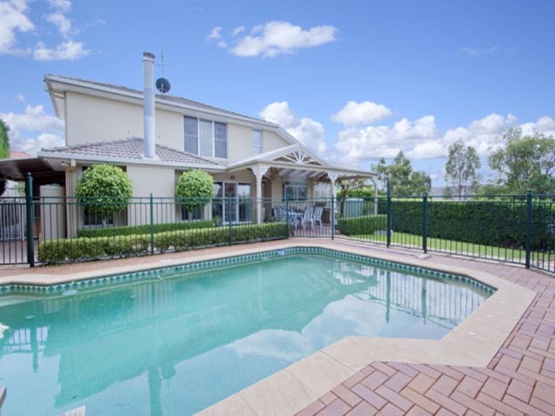 2 Archdall Grove, Bella Vista NSW 2153