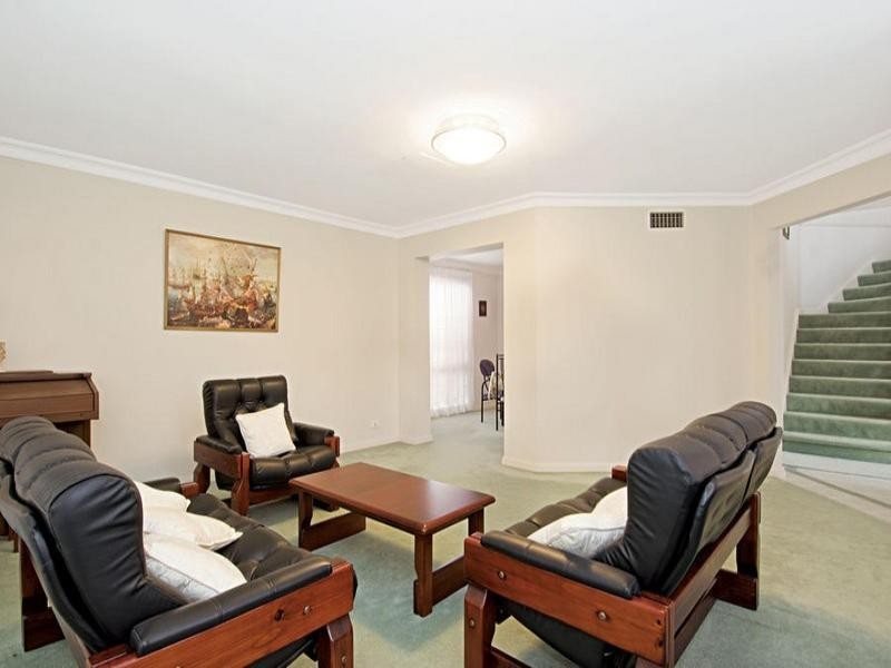 4 Cheryl Place, Castle Hill NSW 2154