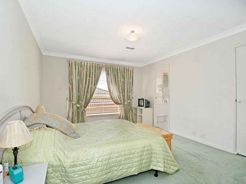 4 Cheryl Place, Castle Hill NSW 2154