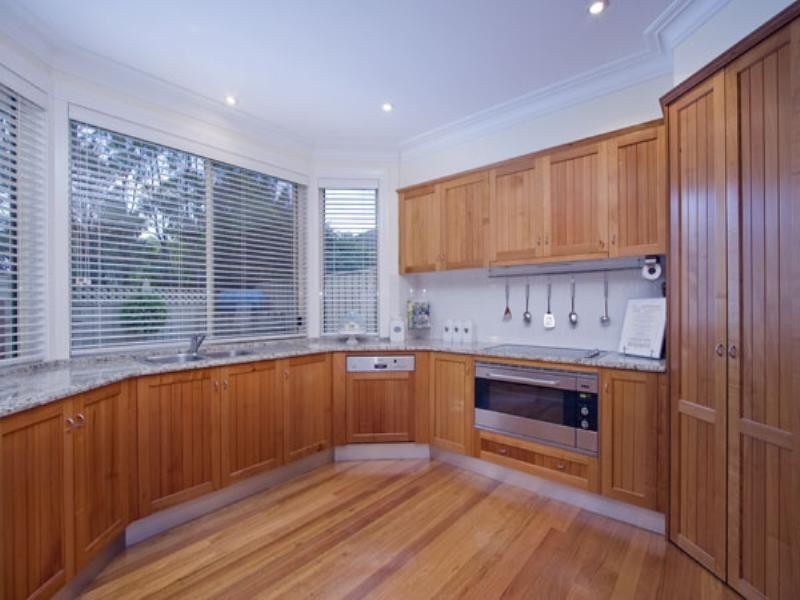 13 Beaumaris Avenue, Castle Hill NSW 2154