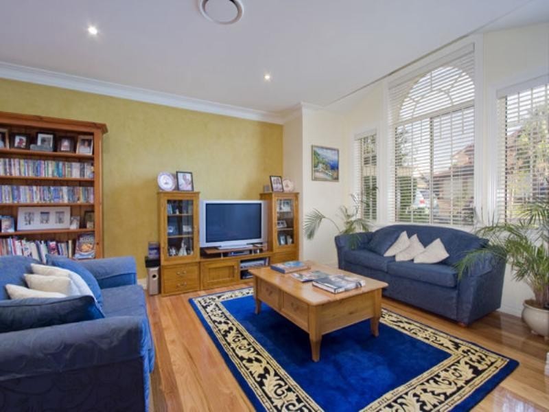 13 Beaumaris Avenue, Castle Hill NSW 2154