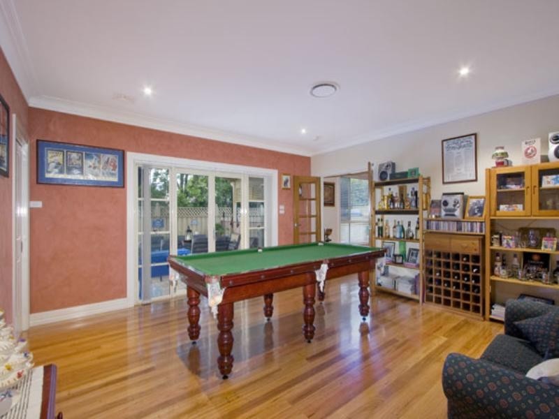 13 Beaumaris Avenue, Castle Hill NSW 2154
