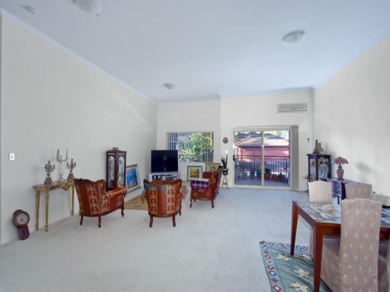 12/19 Sherwin Avenue, Castle Hill NSW 2154