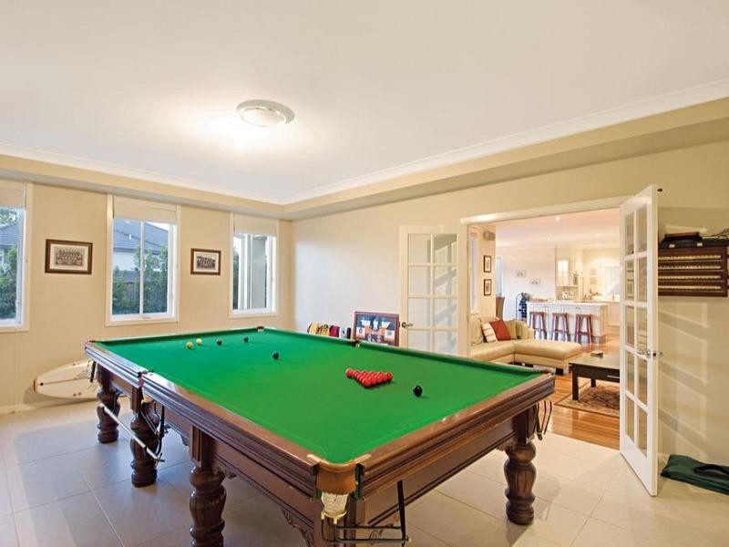 18 Ravenswood Rise, Bella Vista NSW 2153