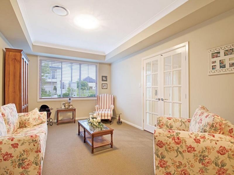 18 Ravenswood Rise, Bella Vista NSW 2153