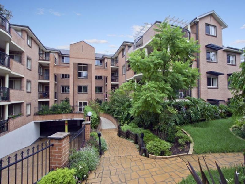 15/49-55 Cecil Avenue, Castle Hill NSW 2154