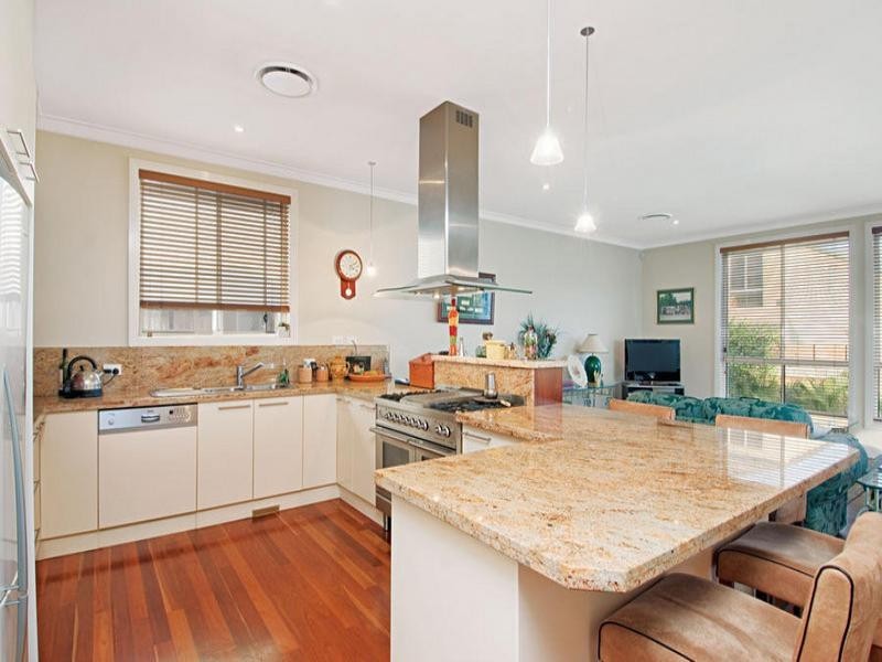 3 Pipersbrook Crescent, Bella Vista NSW 2153