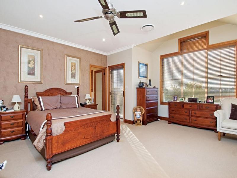 3 Pipersbrook Crescent, Bella Vista NSW 2153