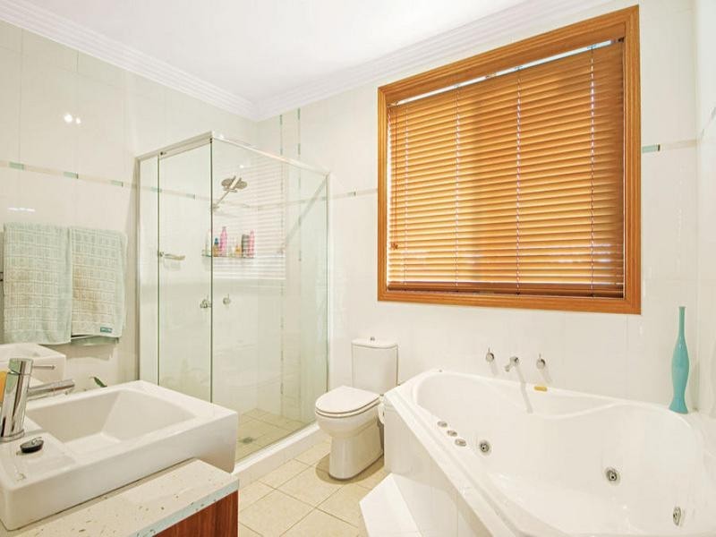 3 Pipersbrook Crescent, Bella Vista NSW 2153