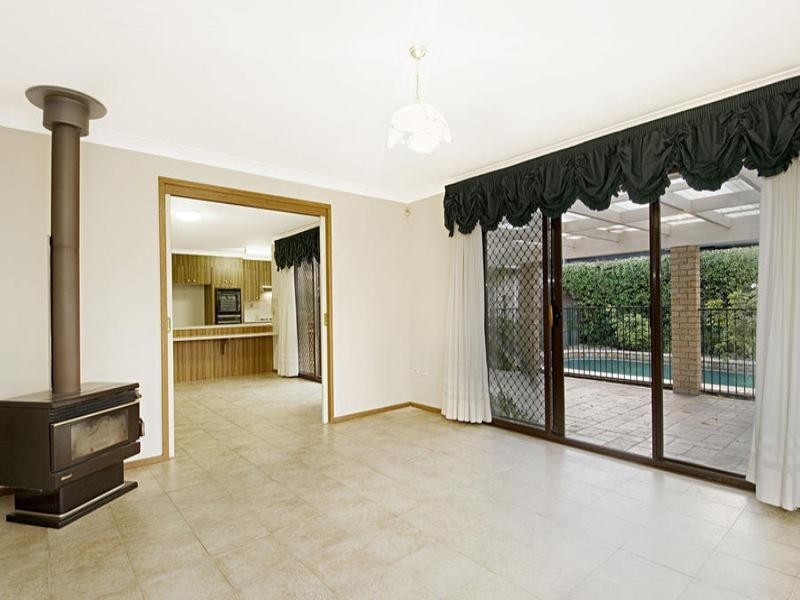 66 Battlement Crescent, Castle Hill NSW 2154