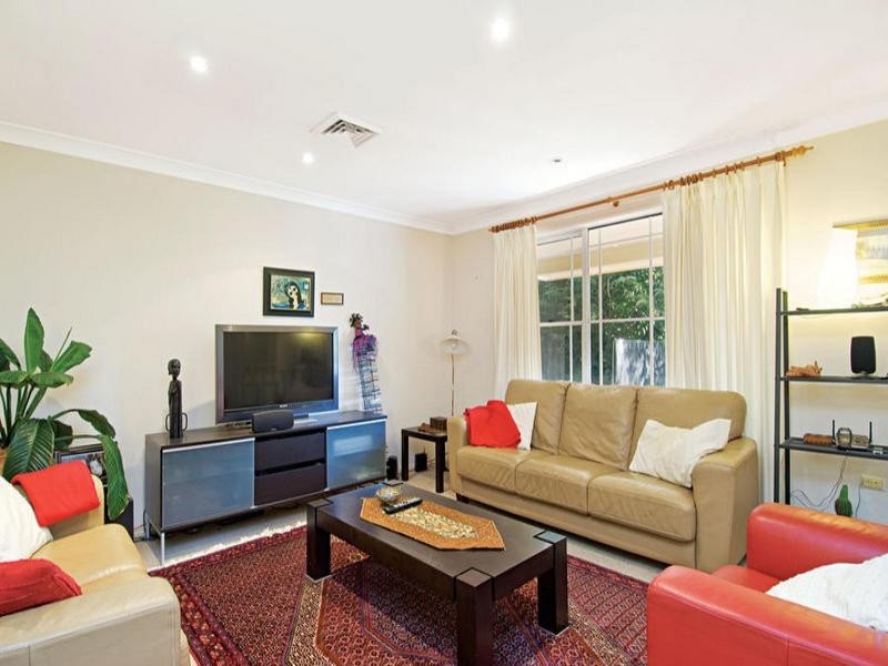 12 Orchard Street, Baulkham Hills NSW 2153