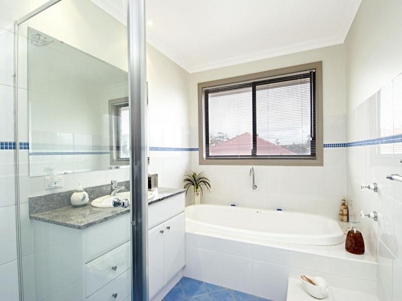 27 Cunningham Parade, Kellyville NSW 2155