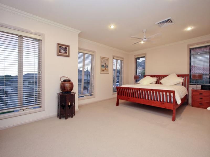 25 Amy Hawkins Circuit, Kellyville NSW 2155