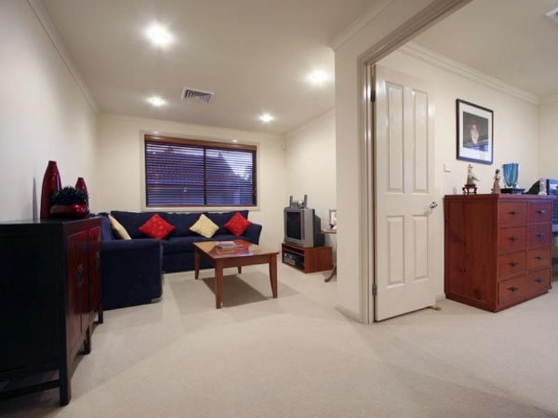 25 Amy Hawkins Circuit, Kellyville NSW 2155